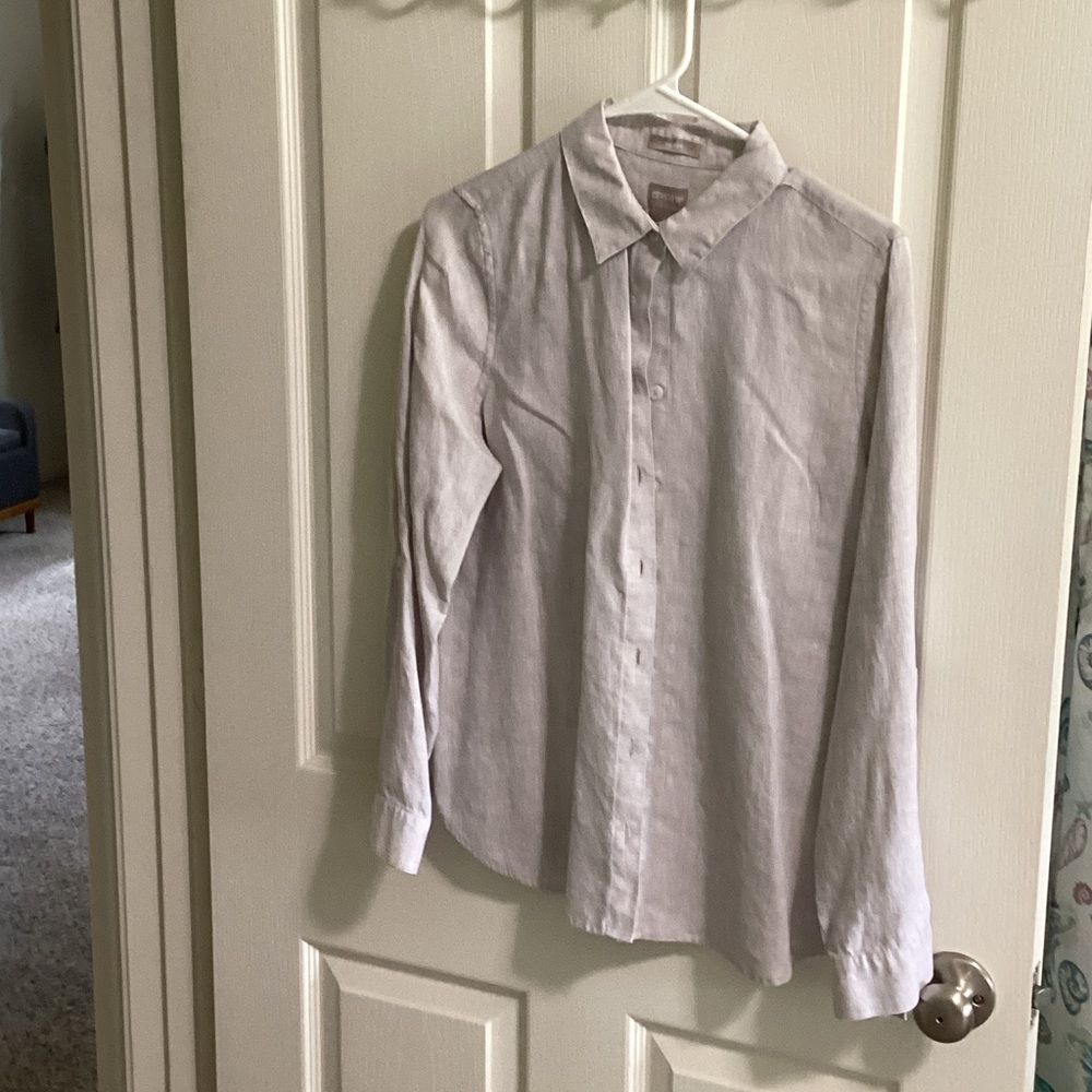 Chico's Light Gray Button-Down Linen No-Iron Shirt